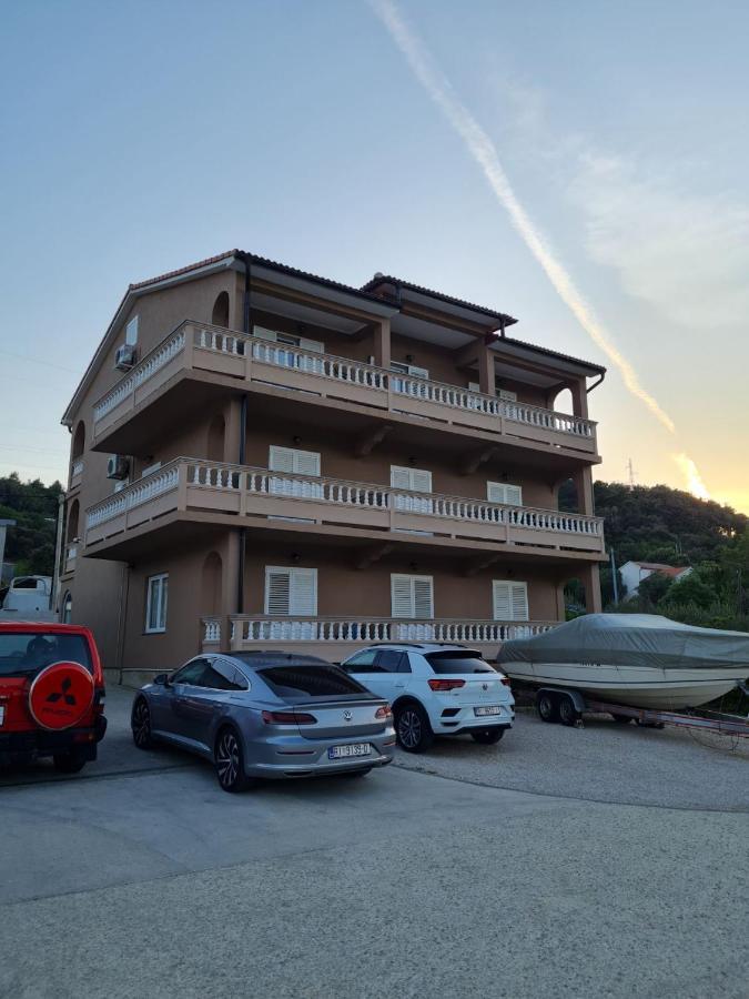 Apartments Nada Mundanije Dış mekan fotoğraf