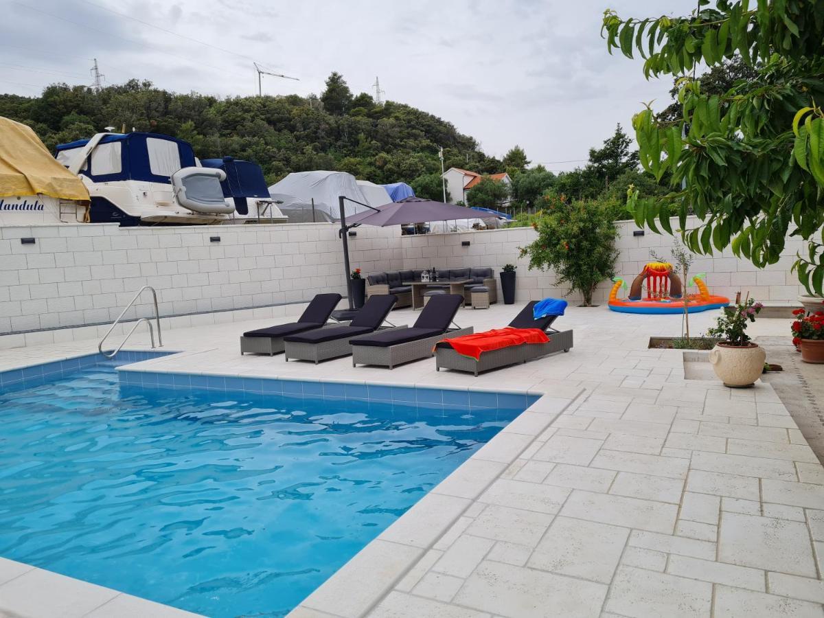 Apartments Nada Mundanije Dış mekan fotoğraf