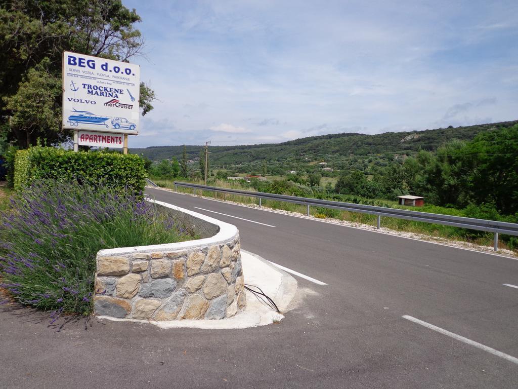 Apartments Nada Mundanije Dış mekan fotoğraf